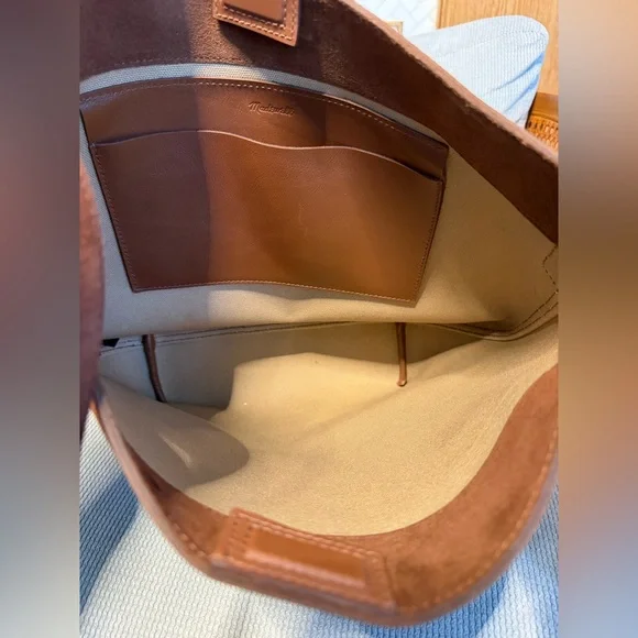 Madewell Essentials Suede Bucket Bag Soft Mahogany - Picture 6 of 9